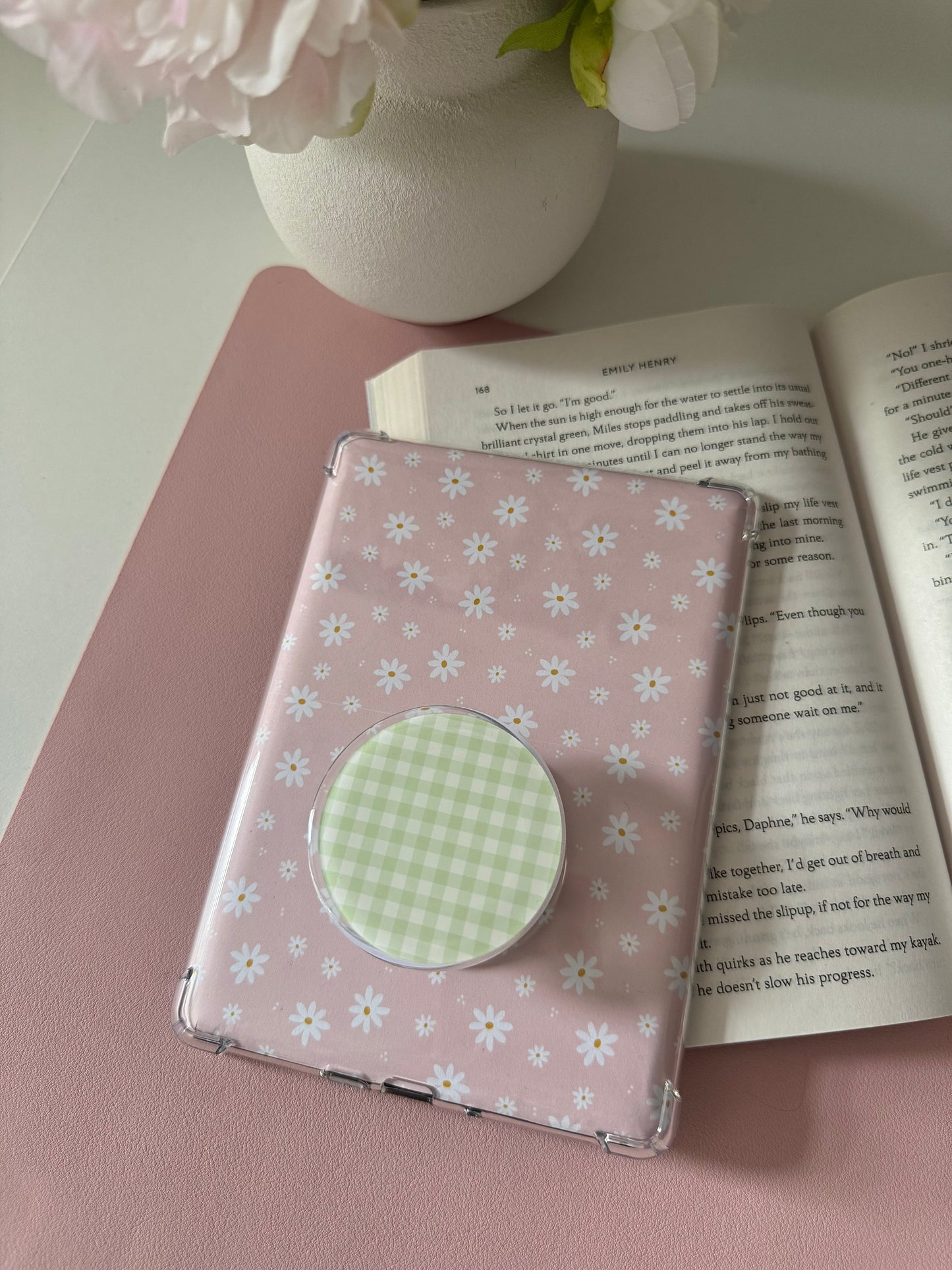Green Gingham Magnetic Grip